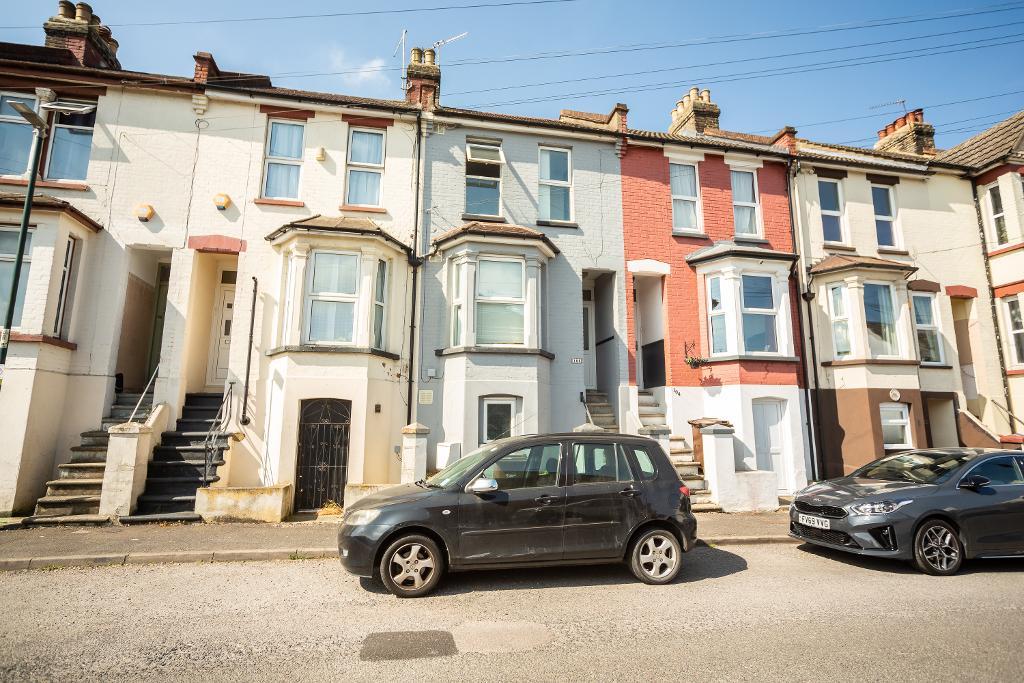 Victoria Street, Gillingham, Kent, ME4 5EU